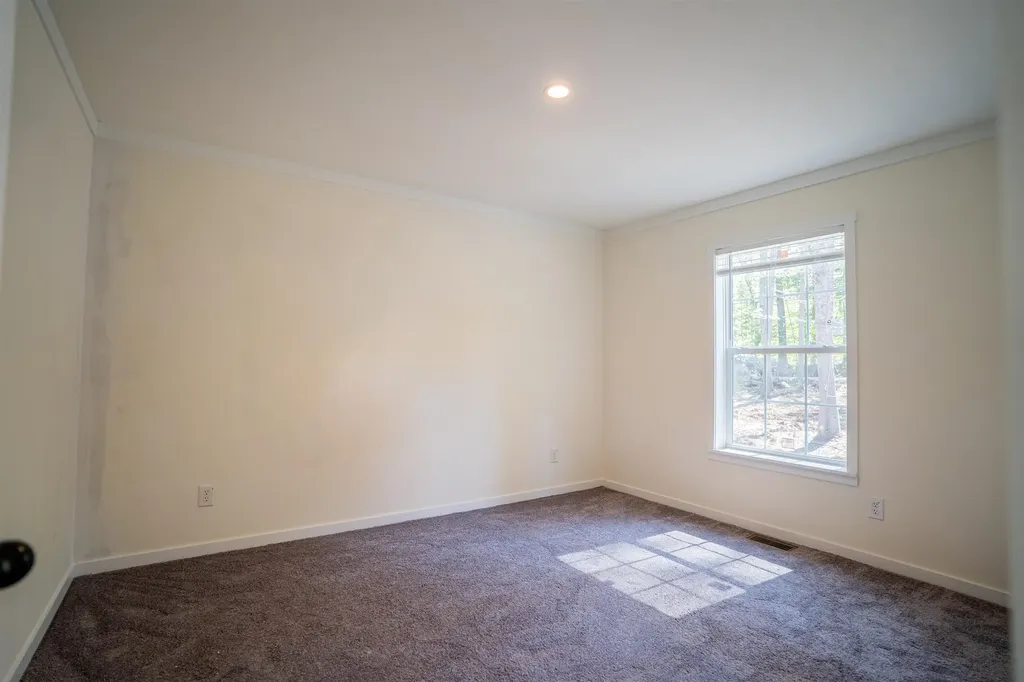 873 Green Mountain Road Effingham NH 03882