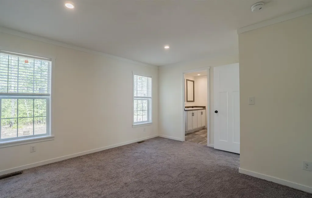 873 Green Mountain Road Effingham NH 03882