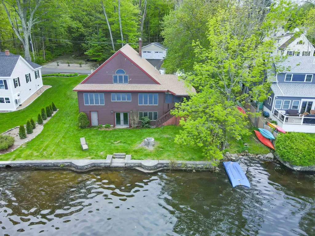 30 Shore Drive Hampstead NH 03841
