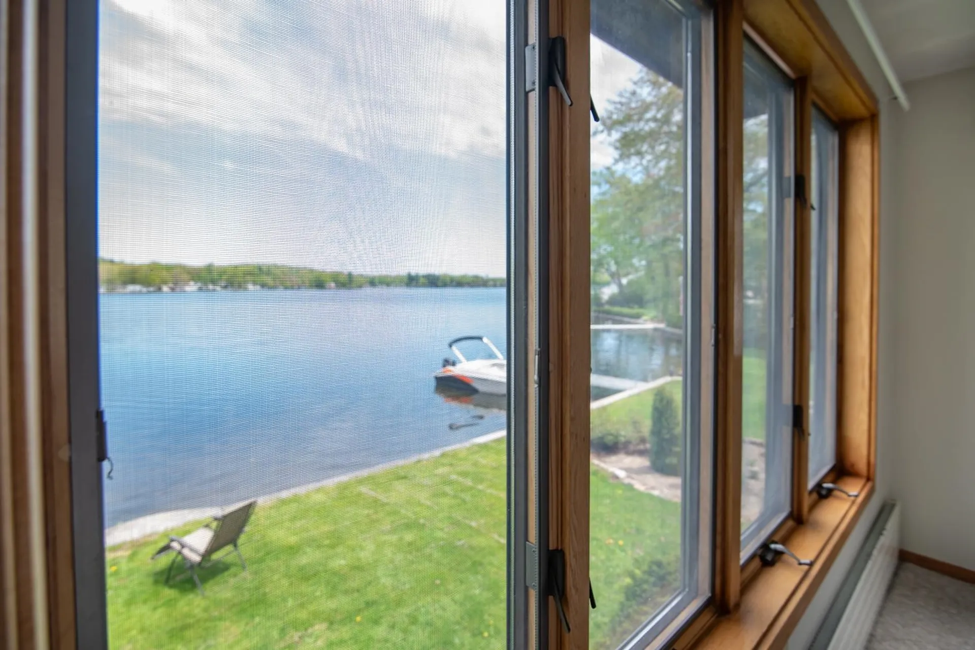 30 Shore Drive Hampstead NH 03841