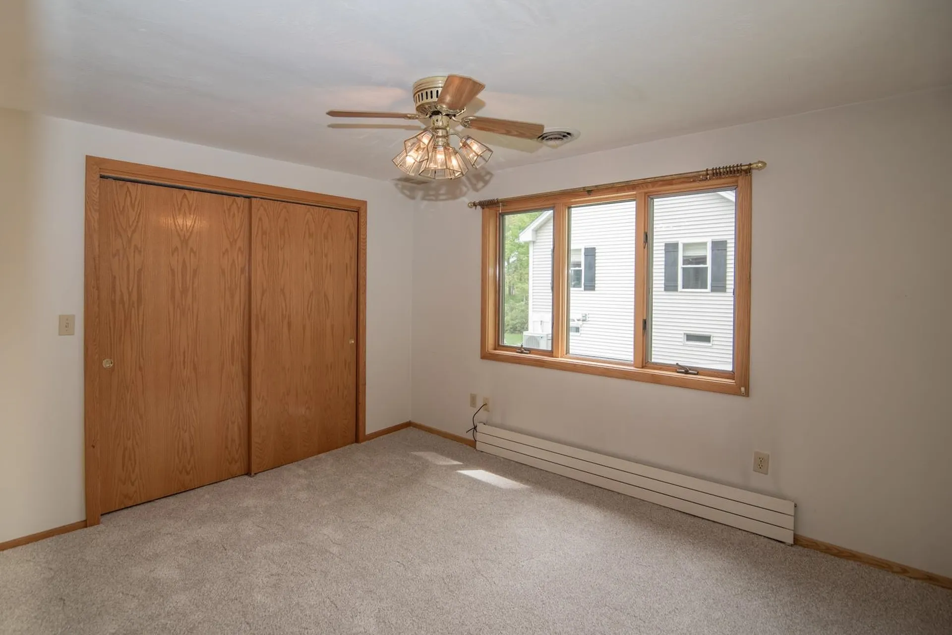 30 Shore Drive Hampstead NH 03841