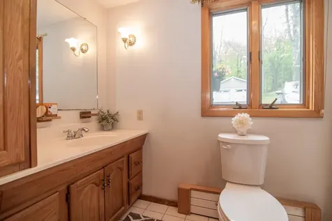 30 Shore Drive Hampstead NH 03841