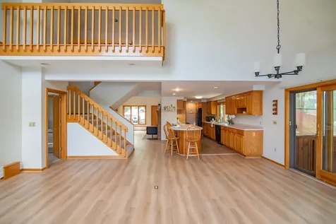 30 Shore Drive Hampstead NH 03841