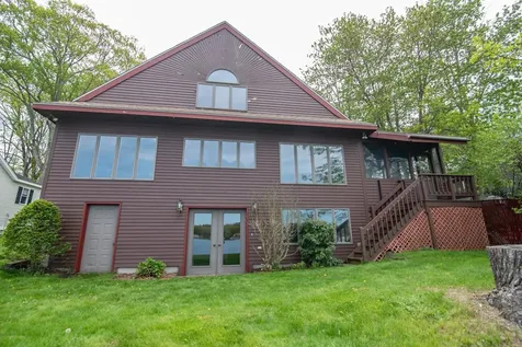 30 Shore Drive Hampstead NH 03841