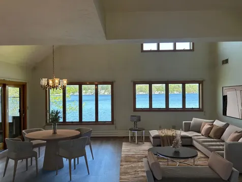 30 Shore Drive Hampstead NH 03841