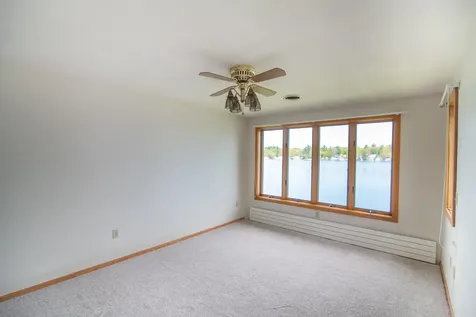 30 Shore Drive Hampstead NH 03841