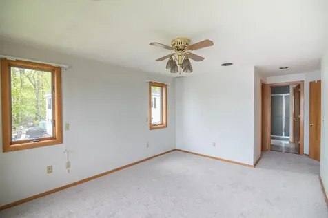 30 Shore Drive Hampstead NH 03841