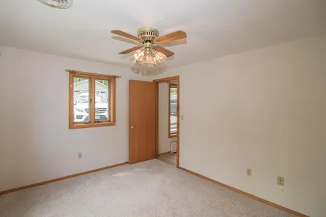 30 Shore Drive Hampstead NH 03841