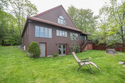 30 Shore Drive Hampstead NH 03841