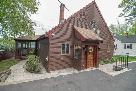 30 Shore Drive Hampstead NH 03841