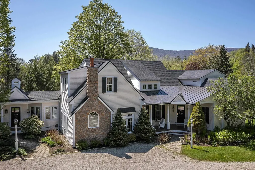 75 Church Street Dorset VT 05251