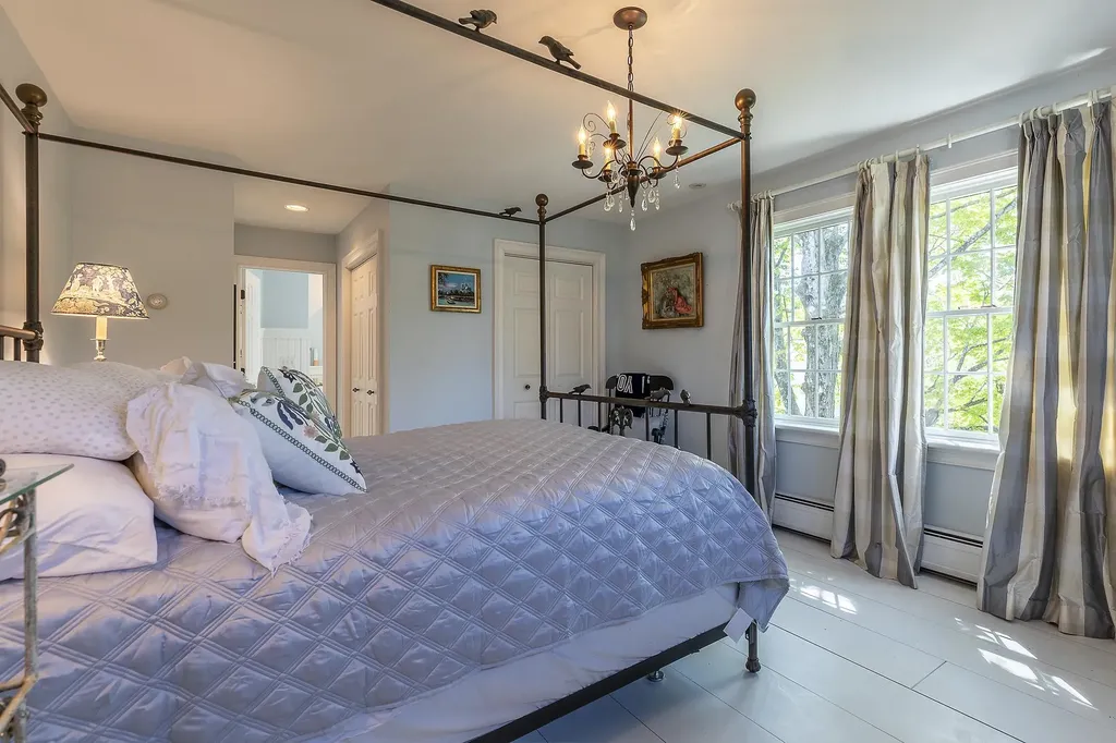 75 Church Street Dorset VT 05251