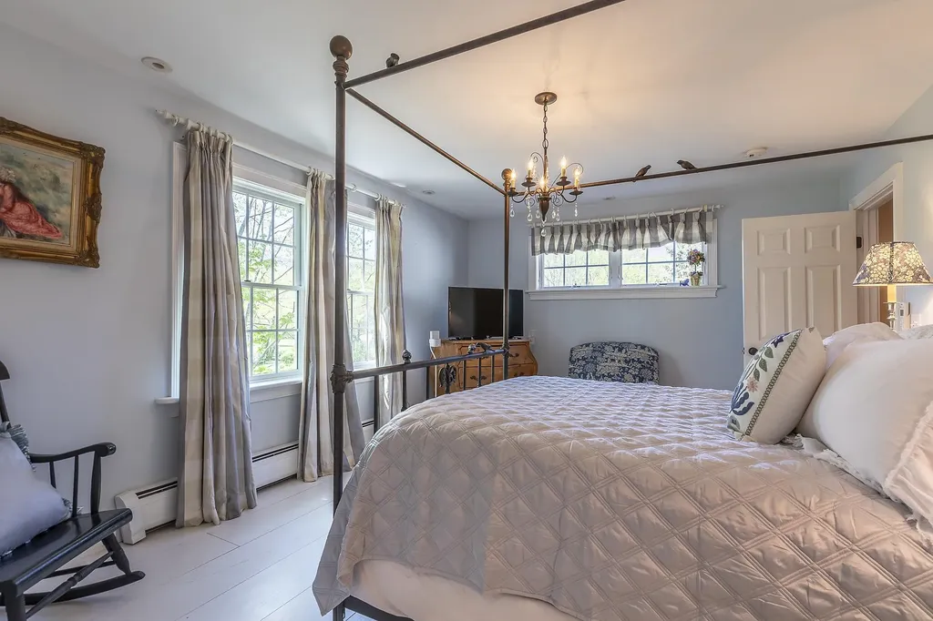 75 Church Street Dorset VT 05251