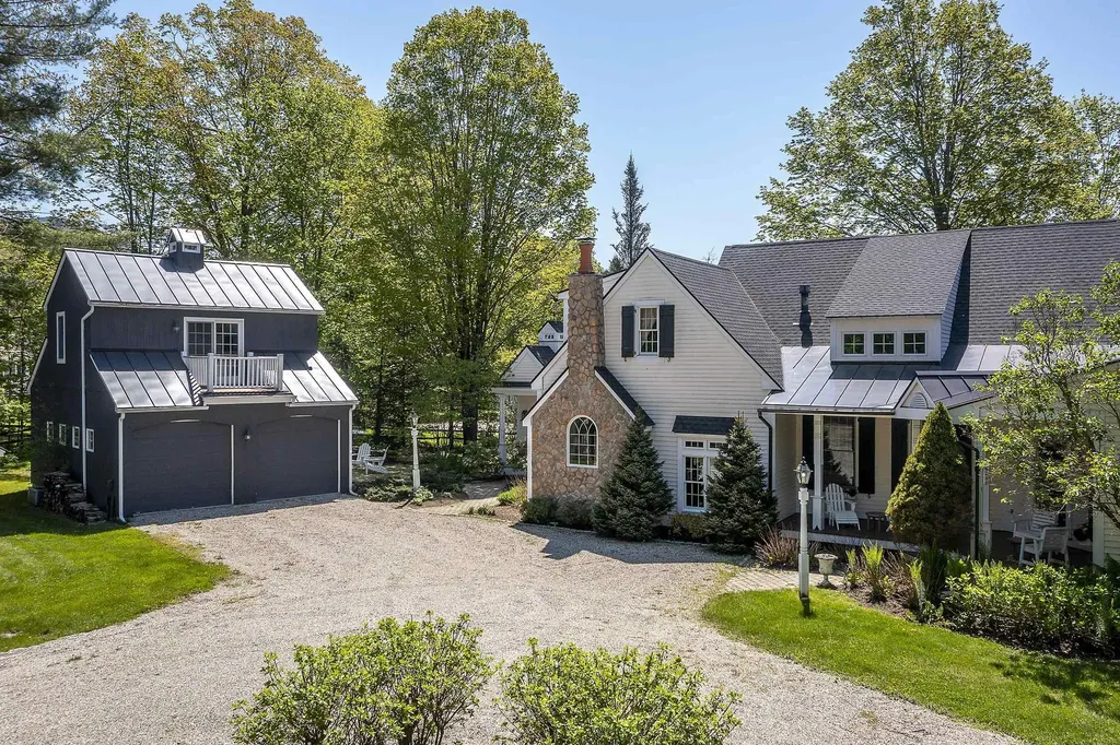 75 Church Street Dorset VT 05251