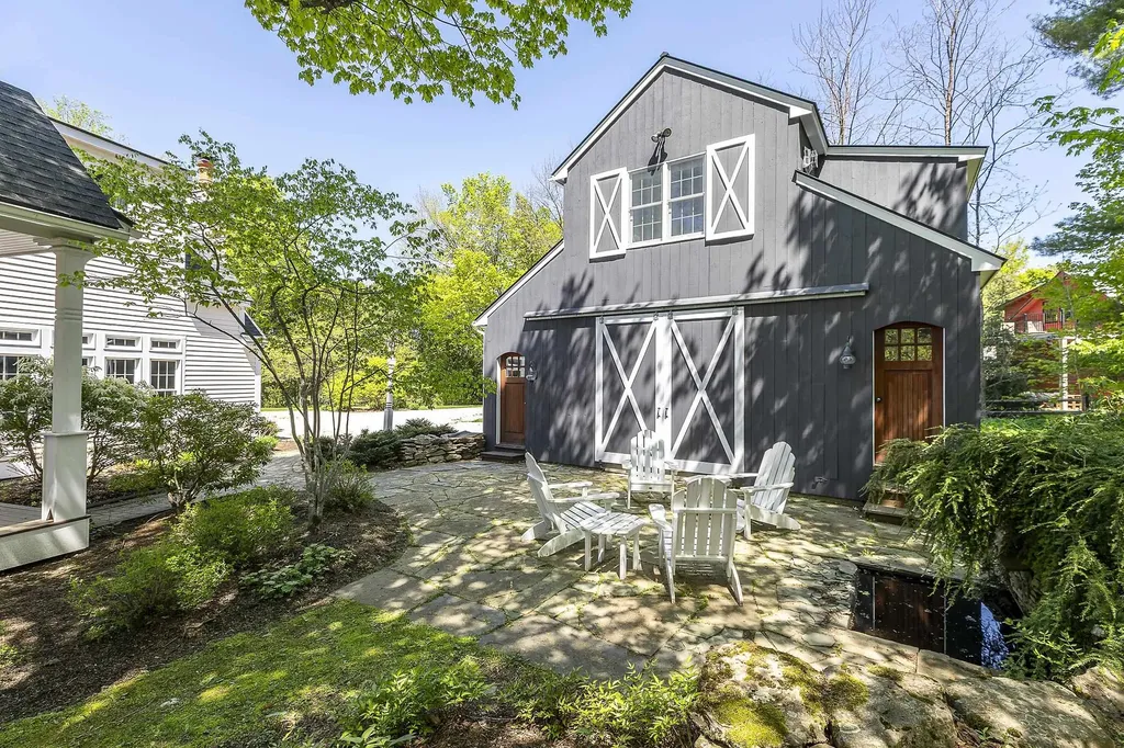 75 Church Street Dorset VT 05251