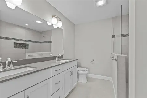 262-1 Midland Avenue South Burlington VT 05453