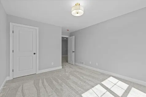 262-1 Midland Avenue South Burlington VT 05453