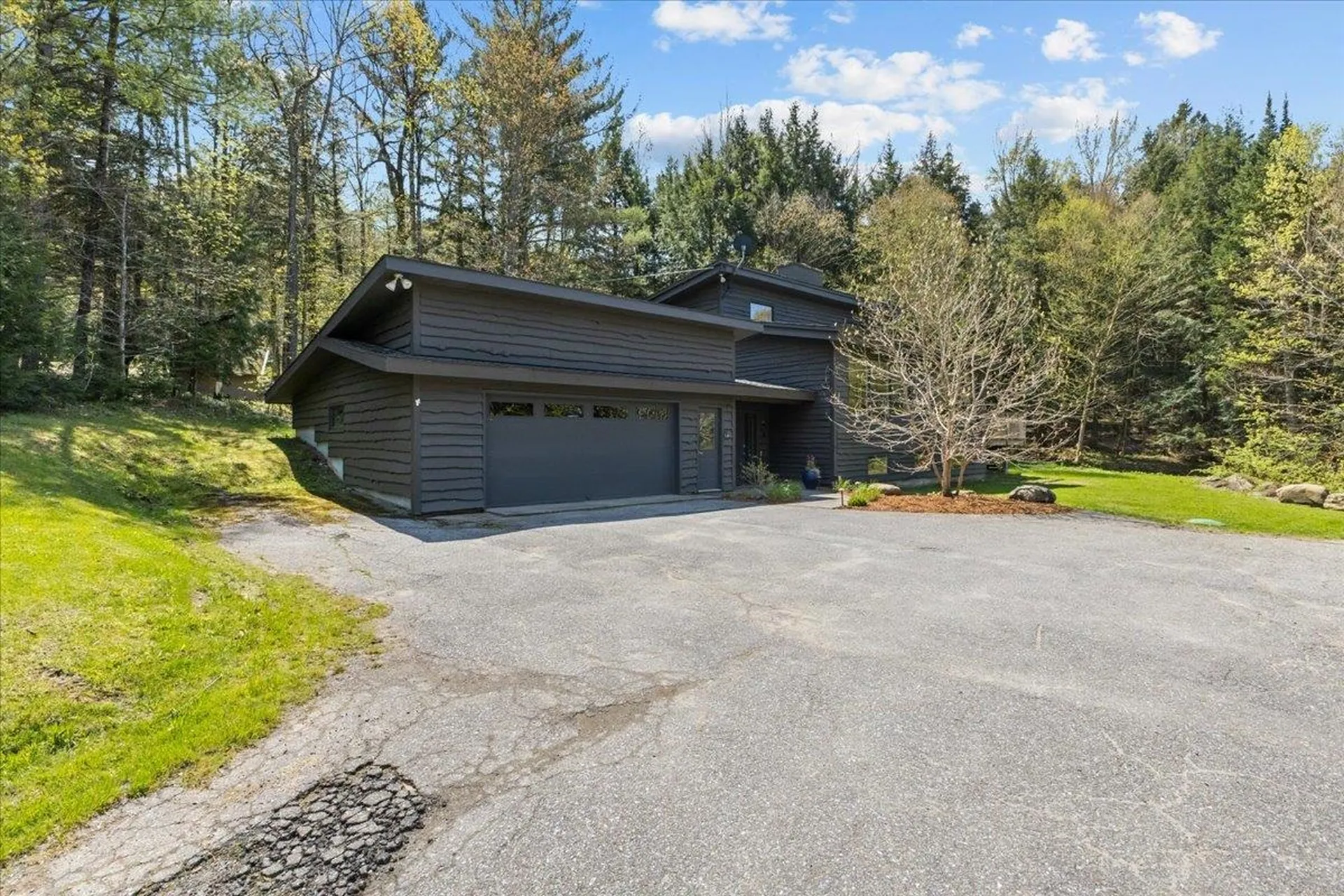 28 Wood Road Stowe VT 05672