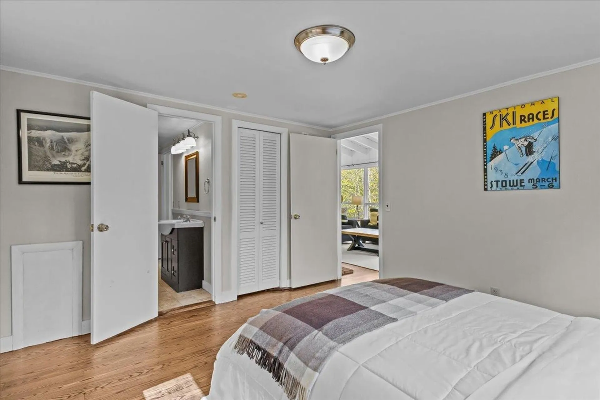 28 Wood Road Stowe VT 05672