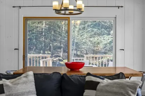 28 Wood Road Stowe VT 05672