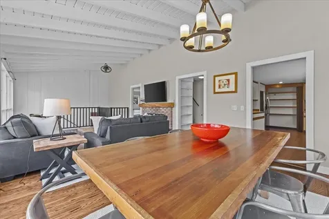 28 Wood Road Stowe VT 05672