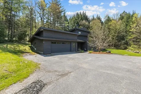 28 Wood Road Stowe VT 05672