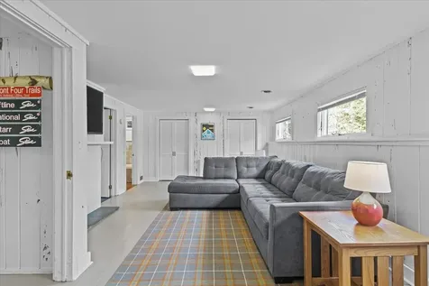 28 Wood Road Stowe VT 05672