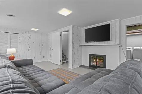 28 Wood Road Stowe VT 05672