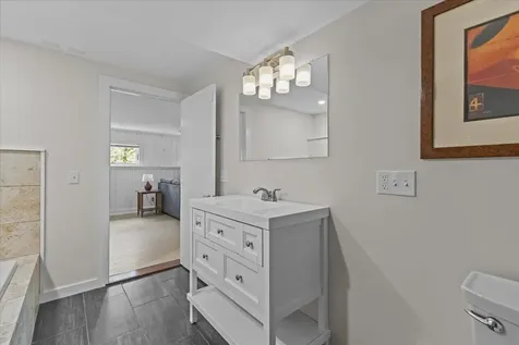 28 Wood Road Stowe VT 05672