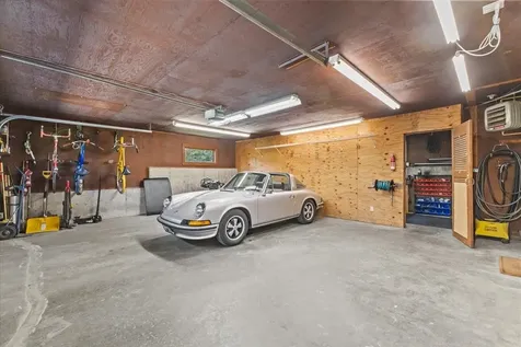 28 Wood Road Stowe VT 05672