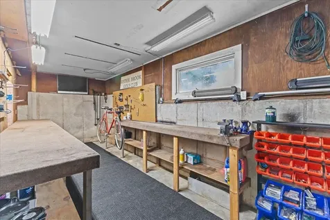 28 Wood Road Stowe VT 05672