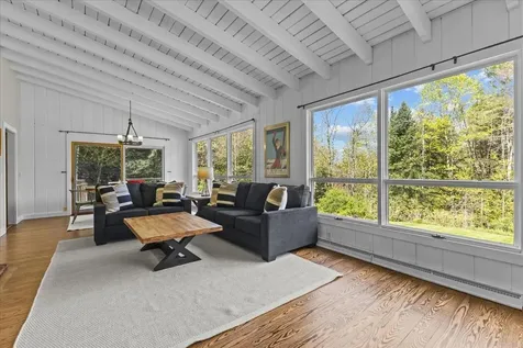 28 Wood Road Stowe VT 05672