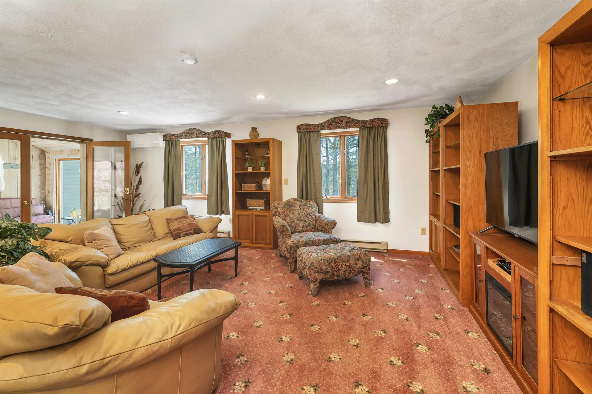 15 Autumn Street Windham NH 03087