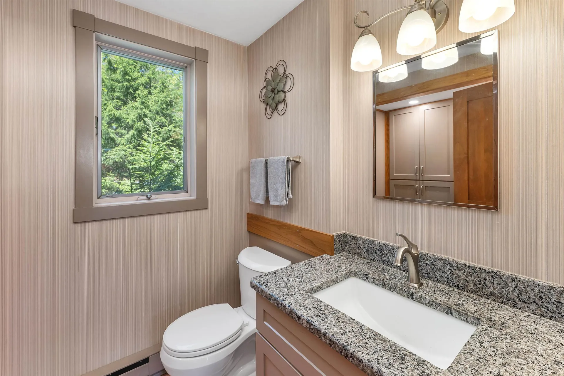 15 Autumn Street Windham NH 03087