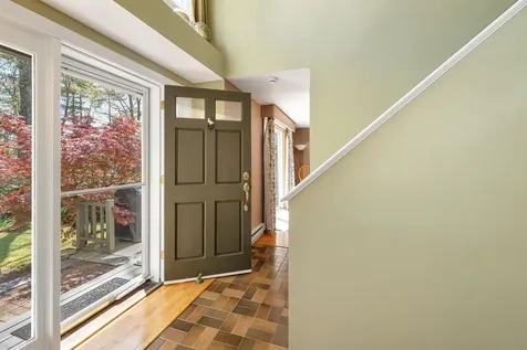 15 Autumn Street Windham NH 03087