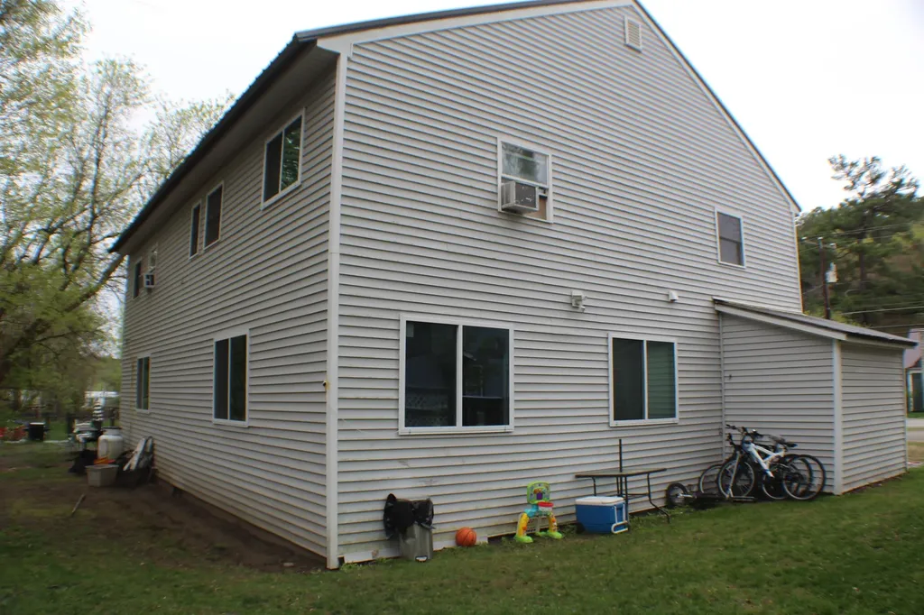 335 S Main Street Landaff NH 03585