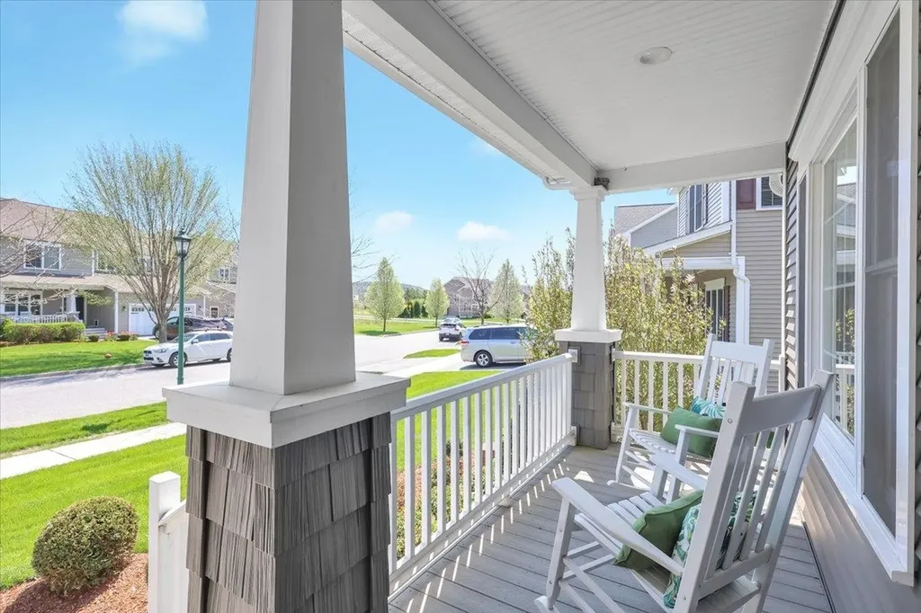 98 Sommerfield Avenue South Burlington VT 05403