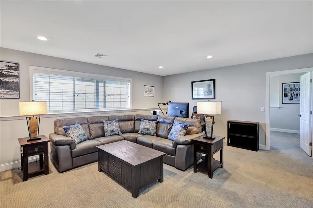 98 Sommerfield Avenue South Burlington VT 05403