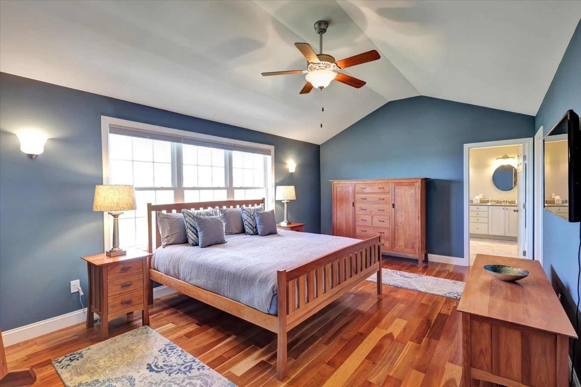 98 Sommerfield Avenue South Burlington VT 05403