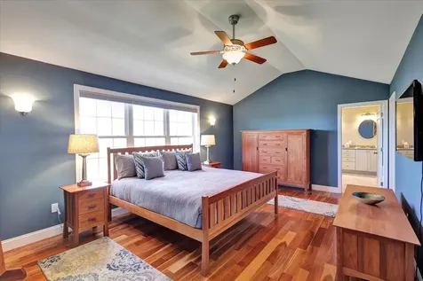 98 Sommerfield Avenue South Burlington VT 05403