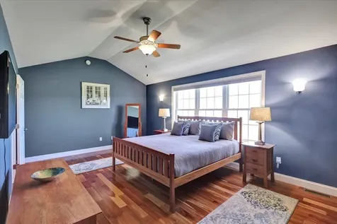 98 Sommerfield Avenue South Burlington VT 05403