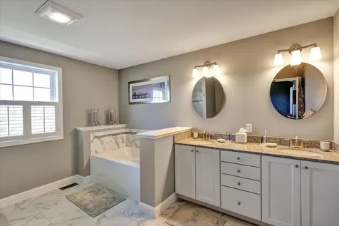 98 Sommerfield Avenue South Burlington VT 05403