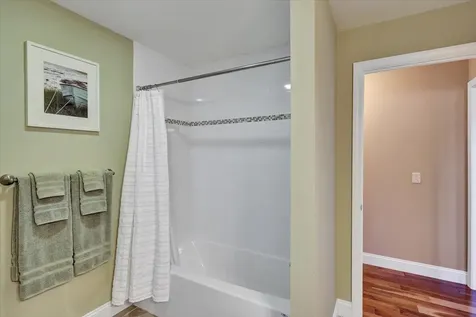 98 Sommerfield Avenue South Burlington VT 05403