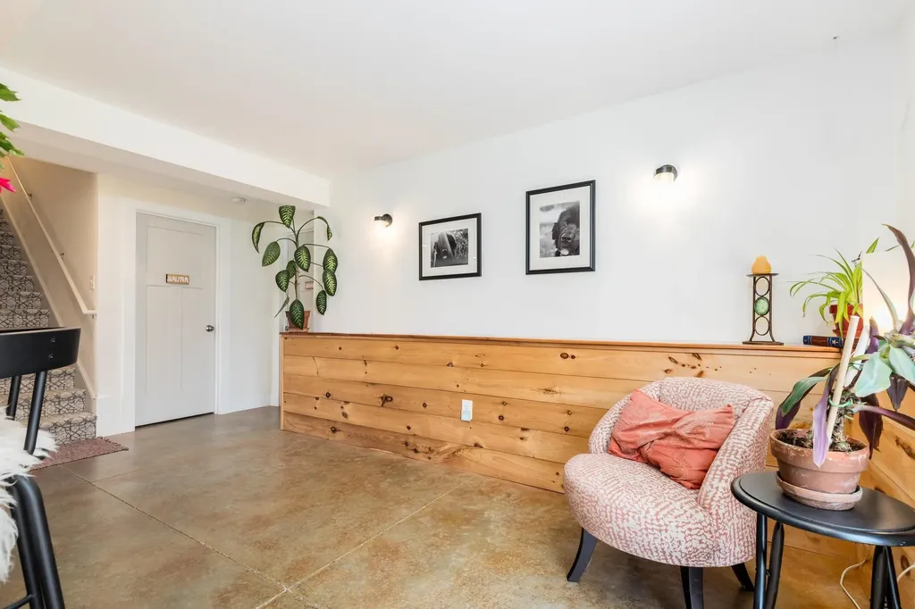 18 Wentworth Street Rollinsford NH 03869