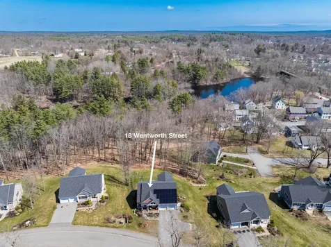 18 Wentworth Street Rollinsford NH 03869