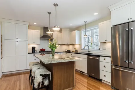18 Wentworth Street Rollinsford NH 03869