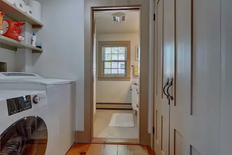 11 Atkinson Street New Castle NH 03854