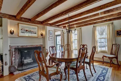 11 Atkinson Street New Castle NH 03854