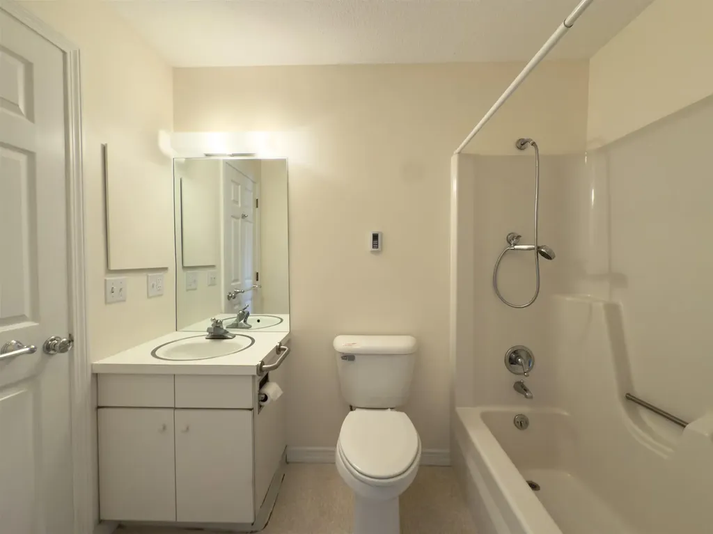 136 Hilltop Place New London NH 03257