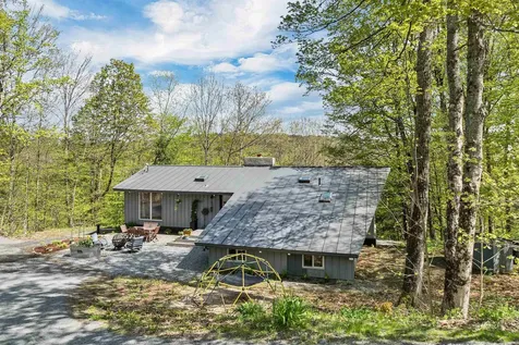 1893 Willard Road Hartford VT 05059
